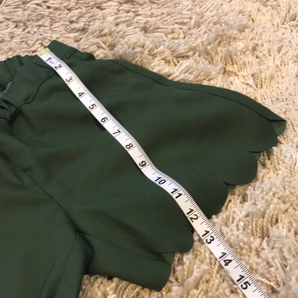 Madewell scalloped shorts - Picture 6 of 8